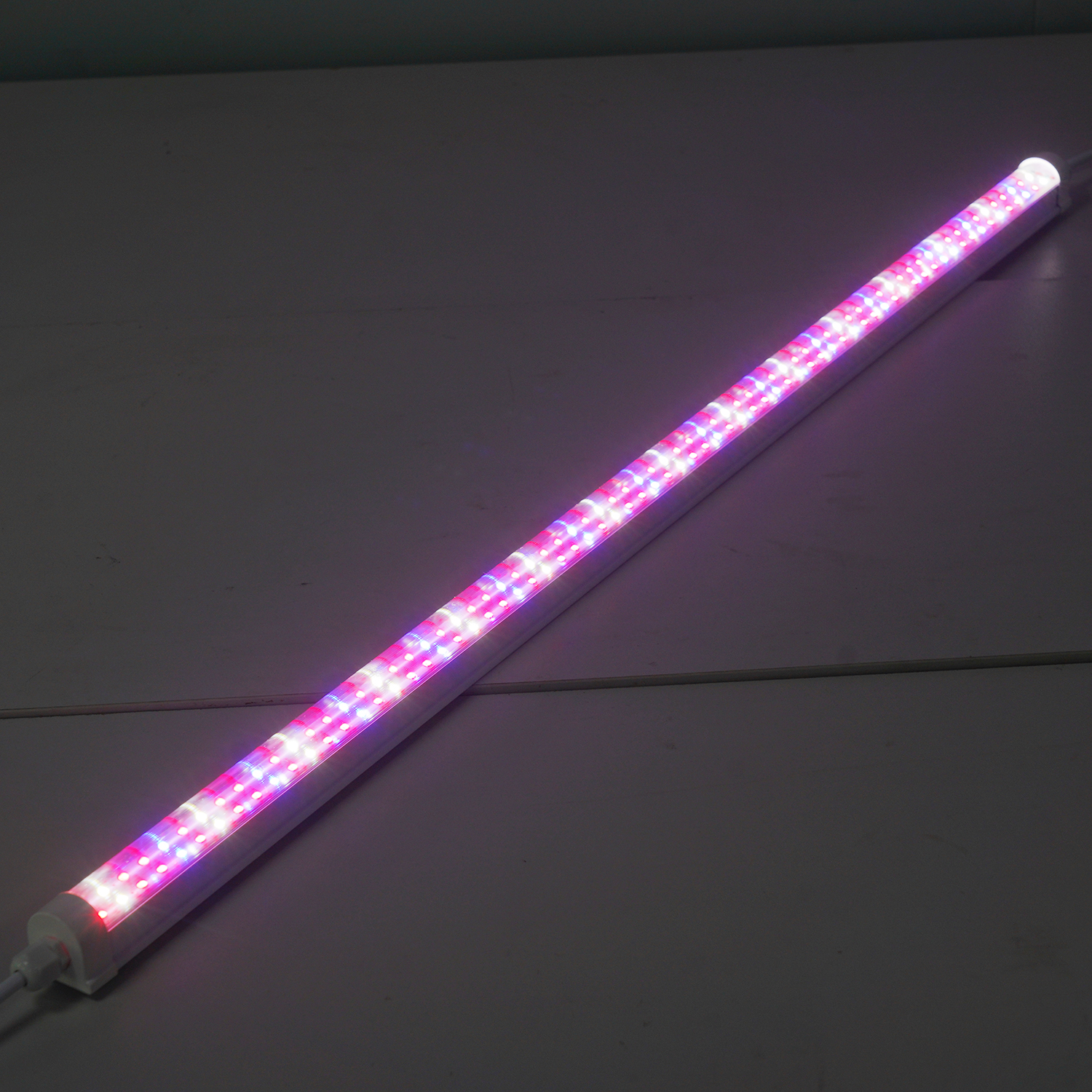 T8 Waterproof Tube Double Row Lamp Beads 15W Full Spectrum
