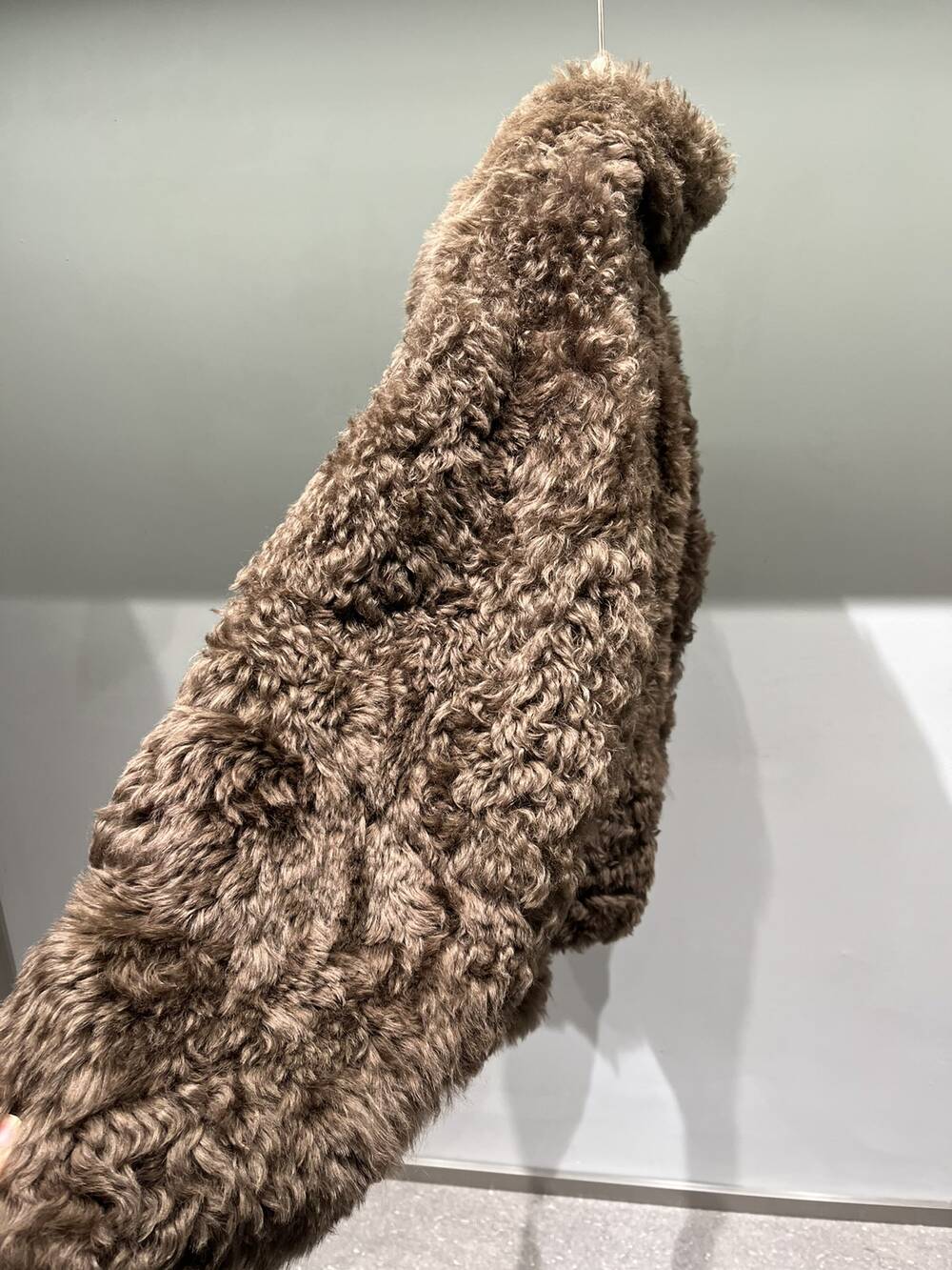 The new style thick and loose wide version sheepskin fur one-piece motorcycle jacket for autumn and winter 2024