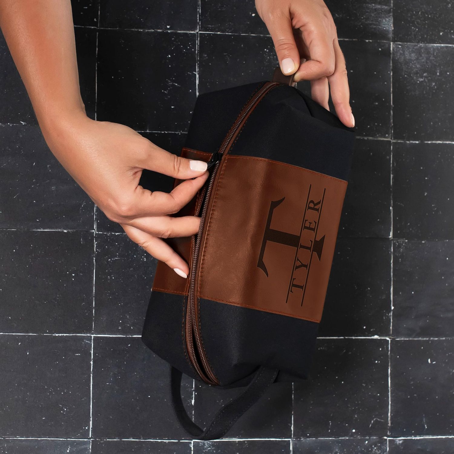 Personalized Men's Leather Toiletry Bag | DGBag04