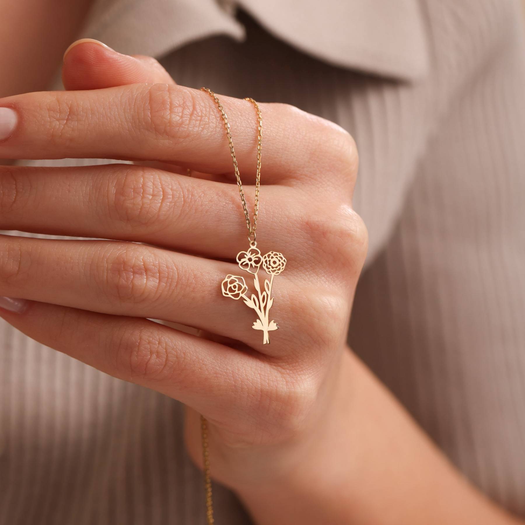 Personalized Mother's Day Dainty Adjustable Birth Flowers Family Jewel