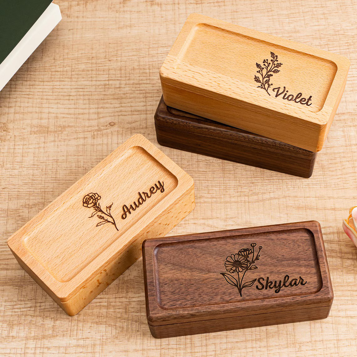 Personalized Birth Flower Wood Jewelry Gift Box | GC041