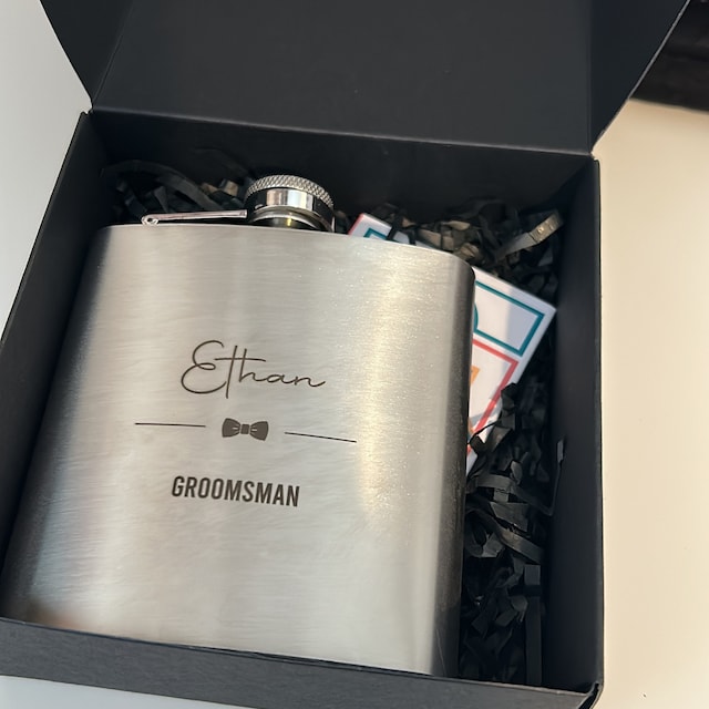 Personalized Engraved Hip Flask for Unique & Love | JNSDec24