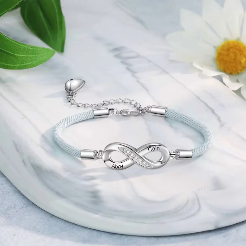 Personalized Mobius Forever Love Couple Bracelets Set | GC024