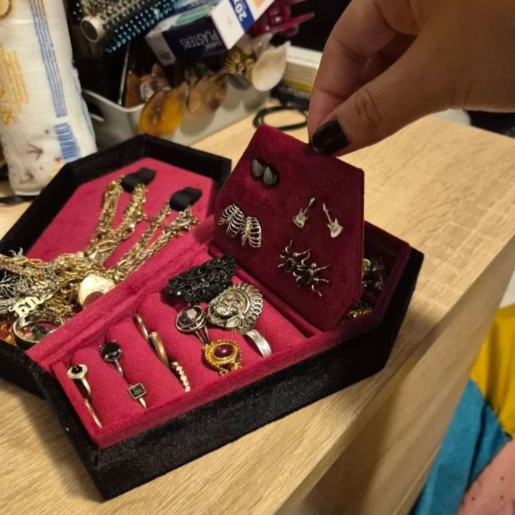 Personalized Handmade Gothic Coffin Velvet Jewelry Box | GC038