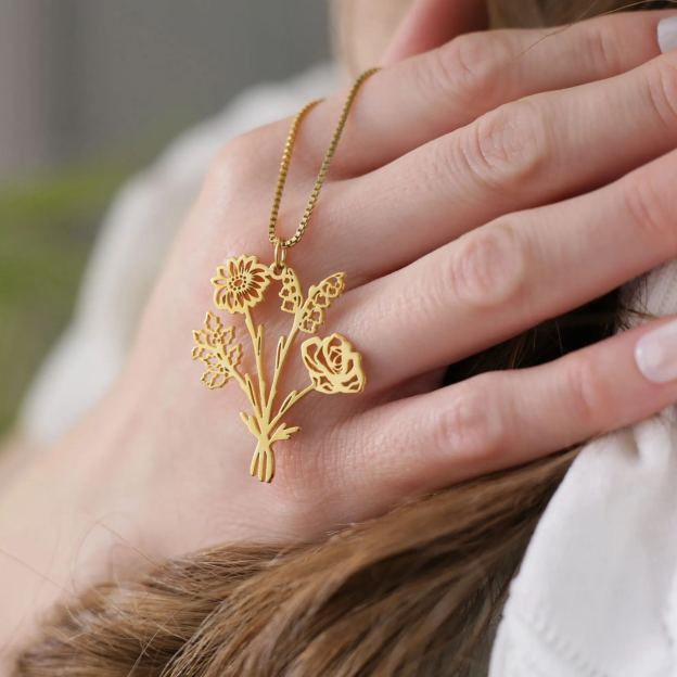 Personalized Family Birth Flower Bouquet Necklace | GC049
