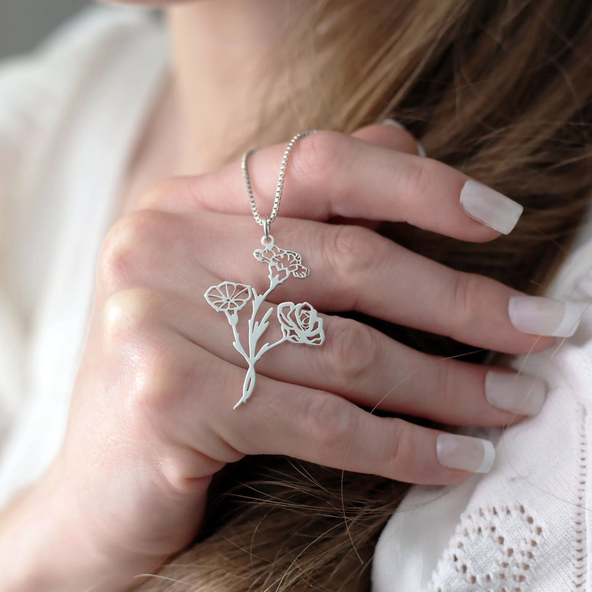 Personalized Family Birth Flower Bouquet Necklace | GC049