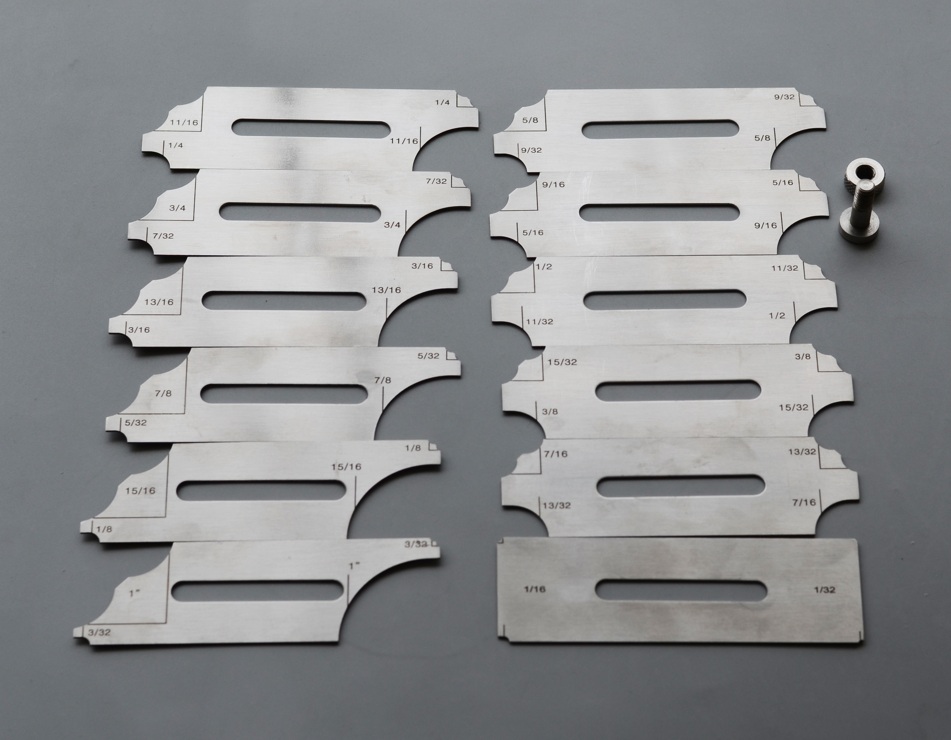 RIVERWELD 12 Piece Fillet Weld Set 1/32" increments to 1/2", 1/16" increments to 1" Inch RL Gauge Welding Inspection Test Ulnar