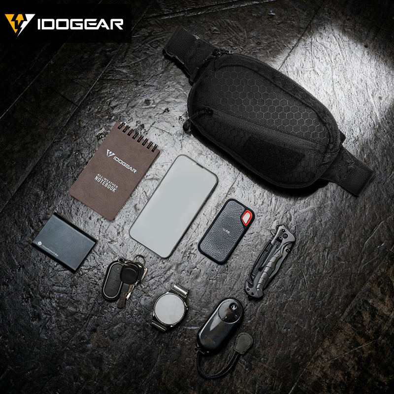 IDOGEAR Tactical Crossbody Bag Chest Bag Lightweight Outdoor 35143