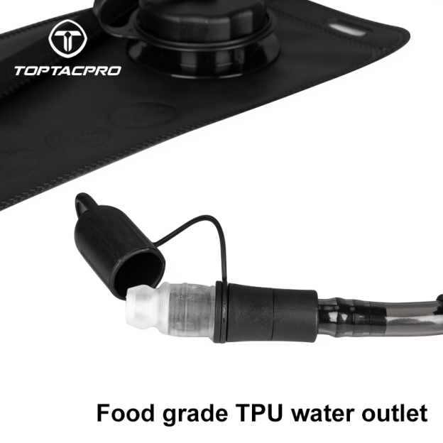 TOPTACPRO 1L Hydration Bladder Water Bladder Foldable Bag with Drinking Tube 8907