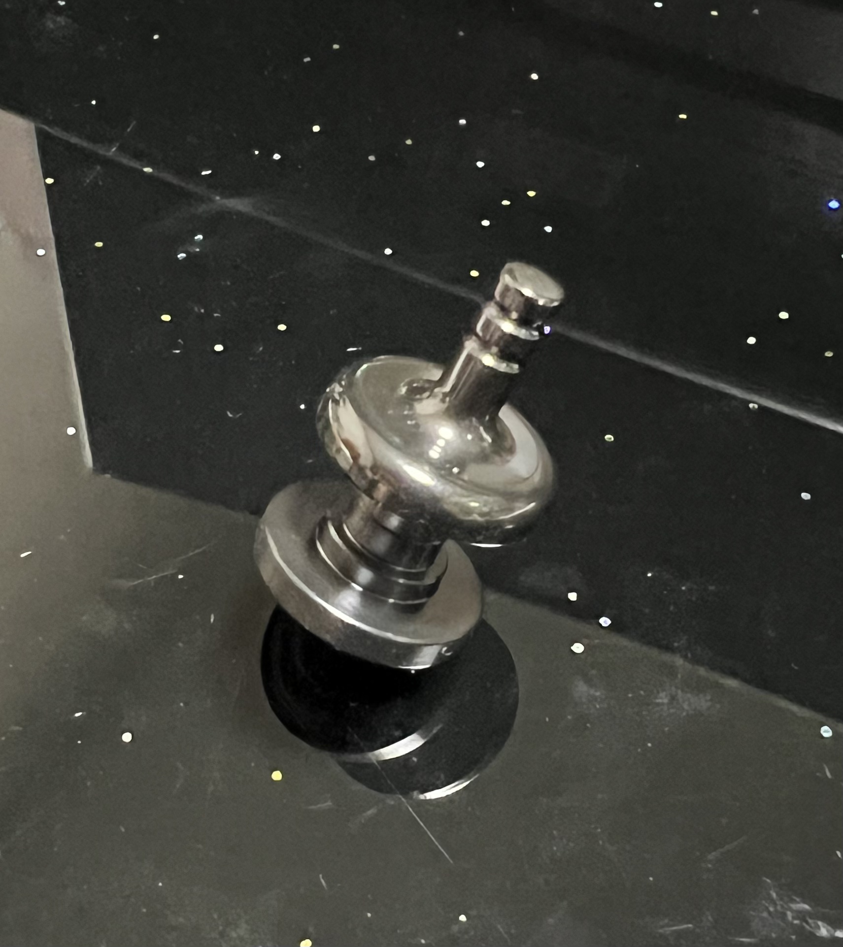 KSF EDC Hand Twist Button