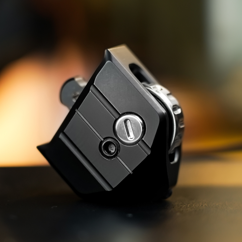 embroidered spring knife