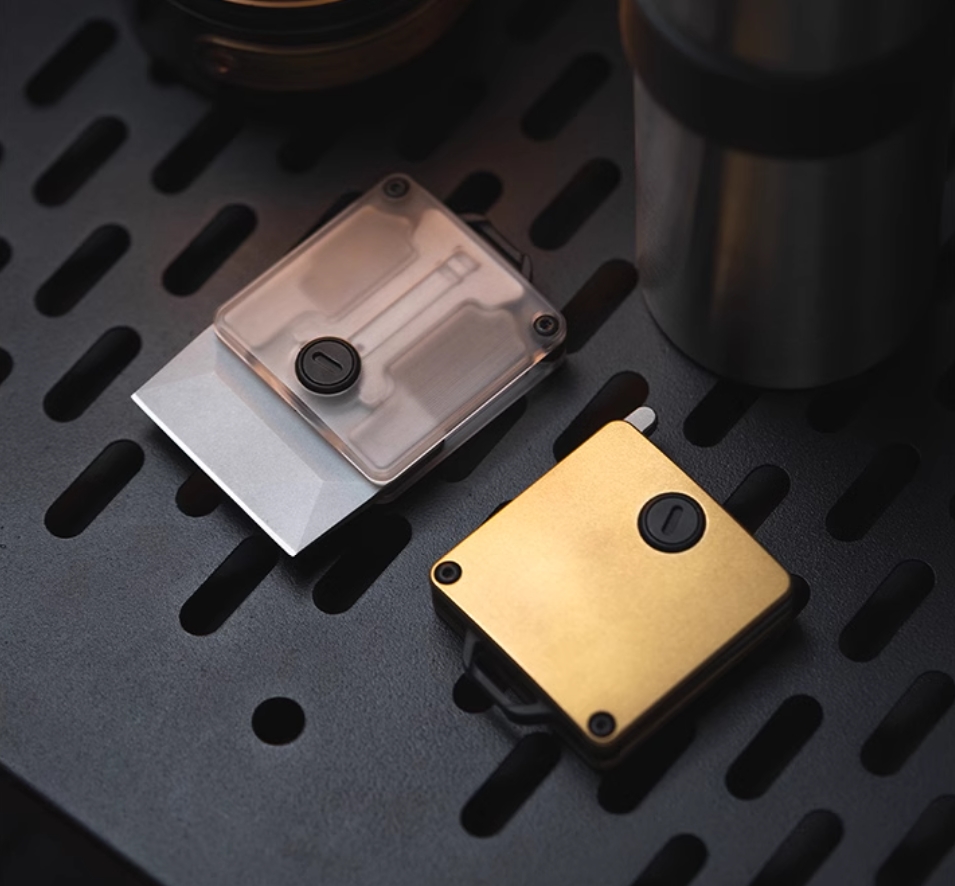 Keychain—‘CASE’Folding Knife