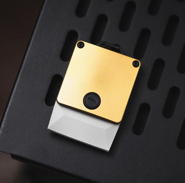 Keychain—‘CASE’Folding Knife