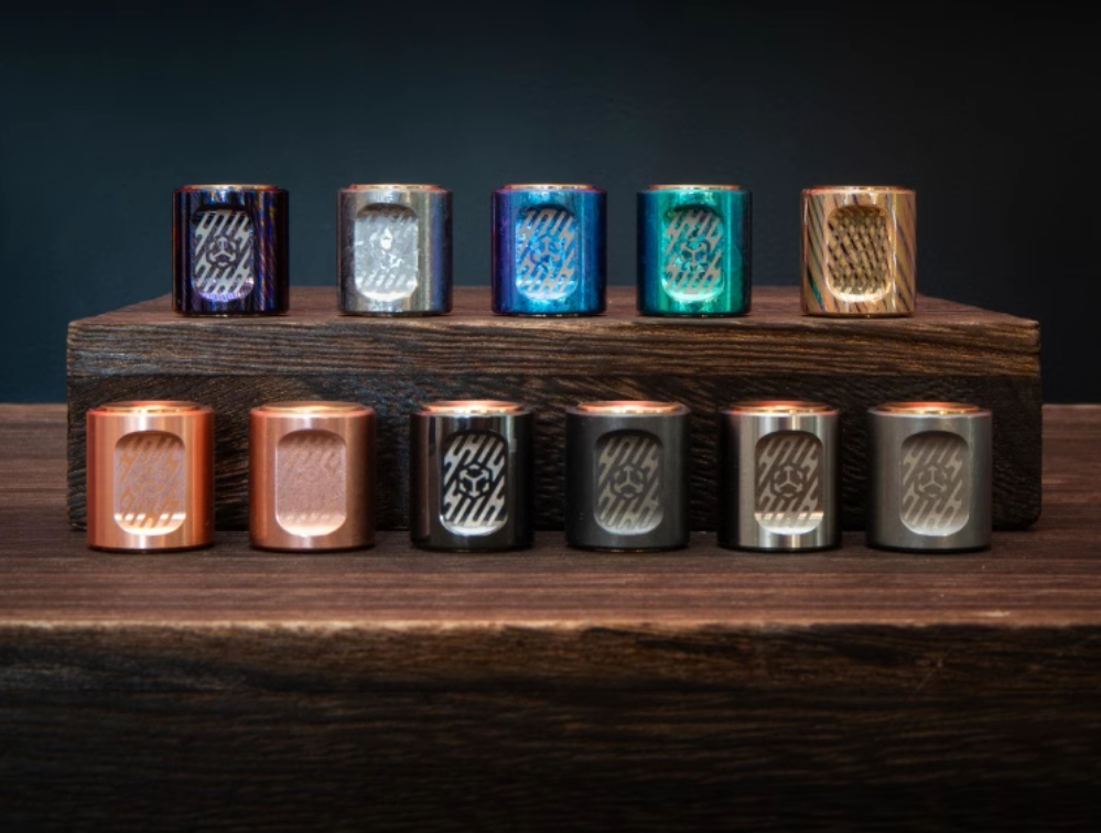 Scroll Fidget Spinner Pendant