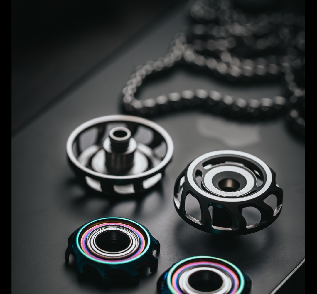 The Betz Ball's split bearing-linked interlock components