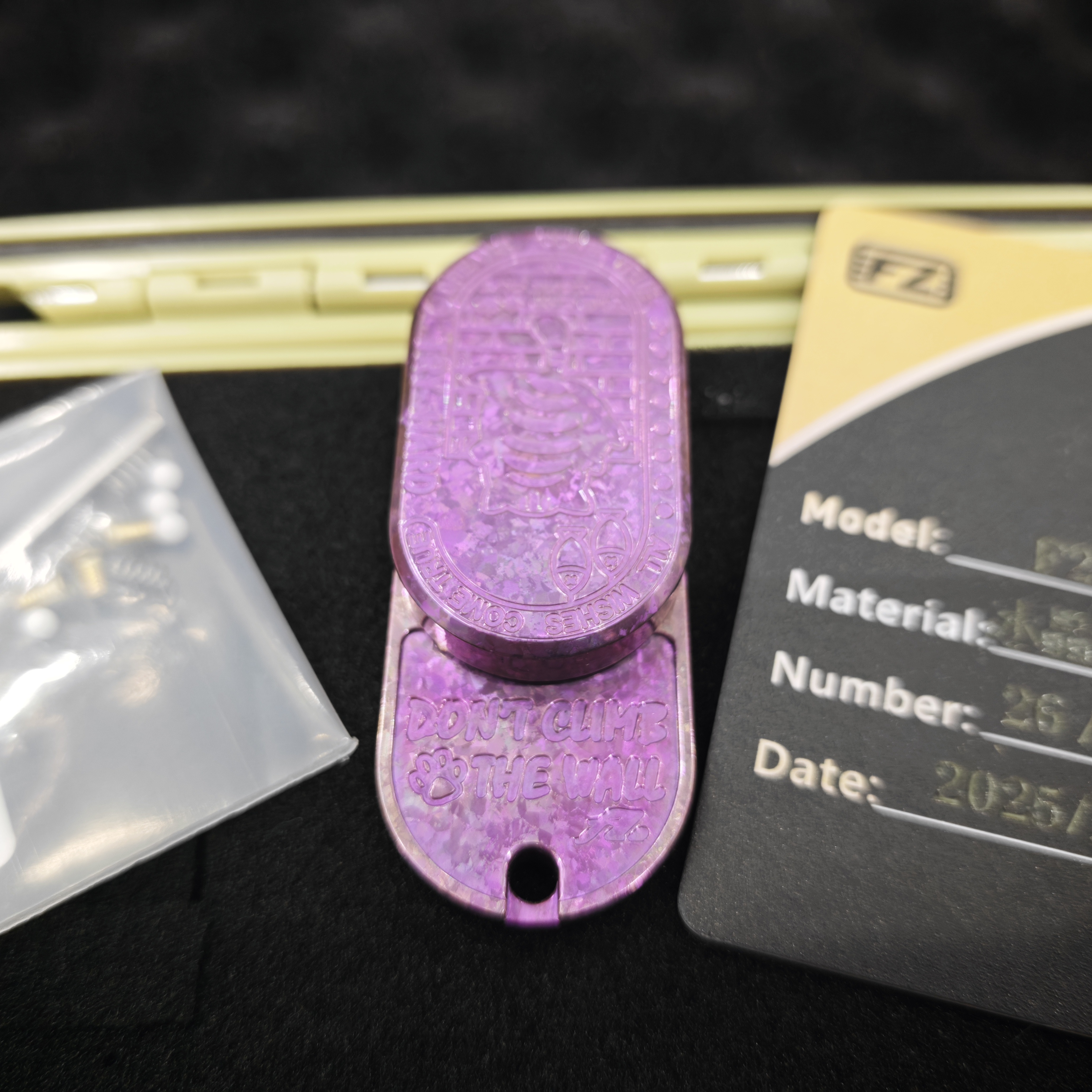 FZ 2.8 Ice Crystal Titanium (pink) – Grade B  Condition