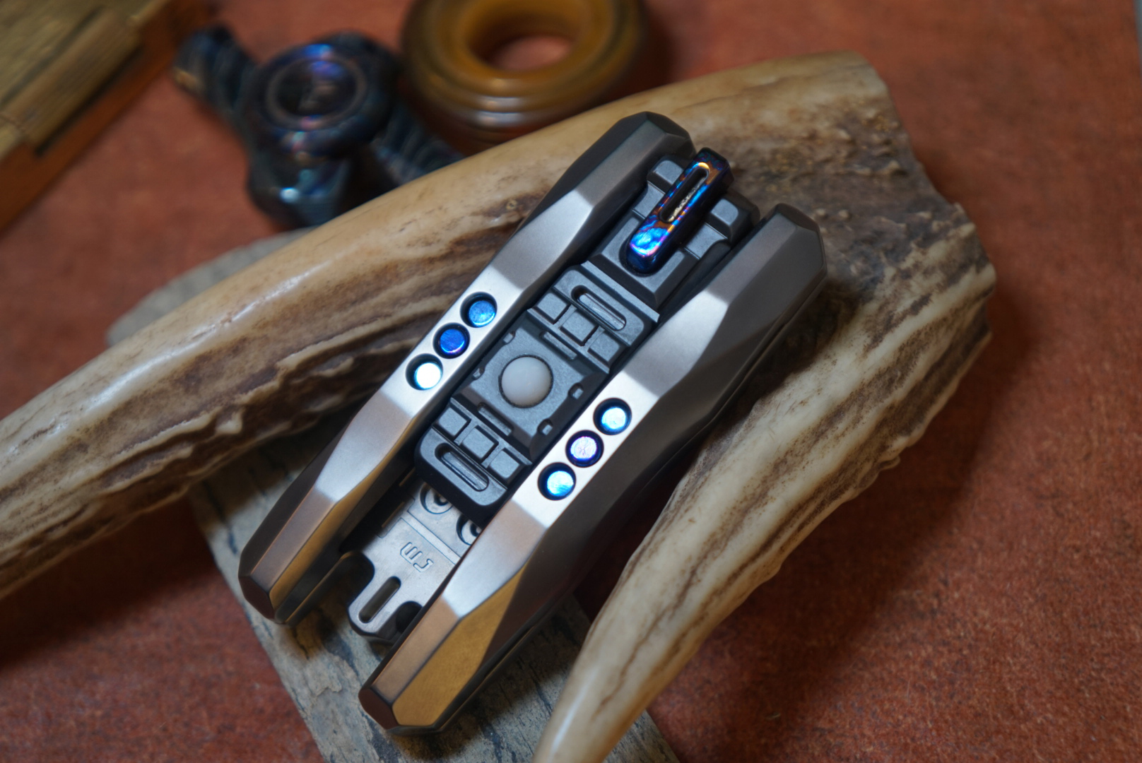 Falcon Escort Cruiser