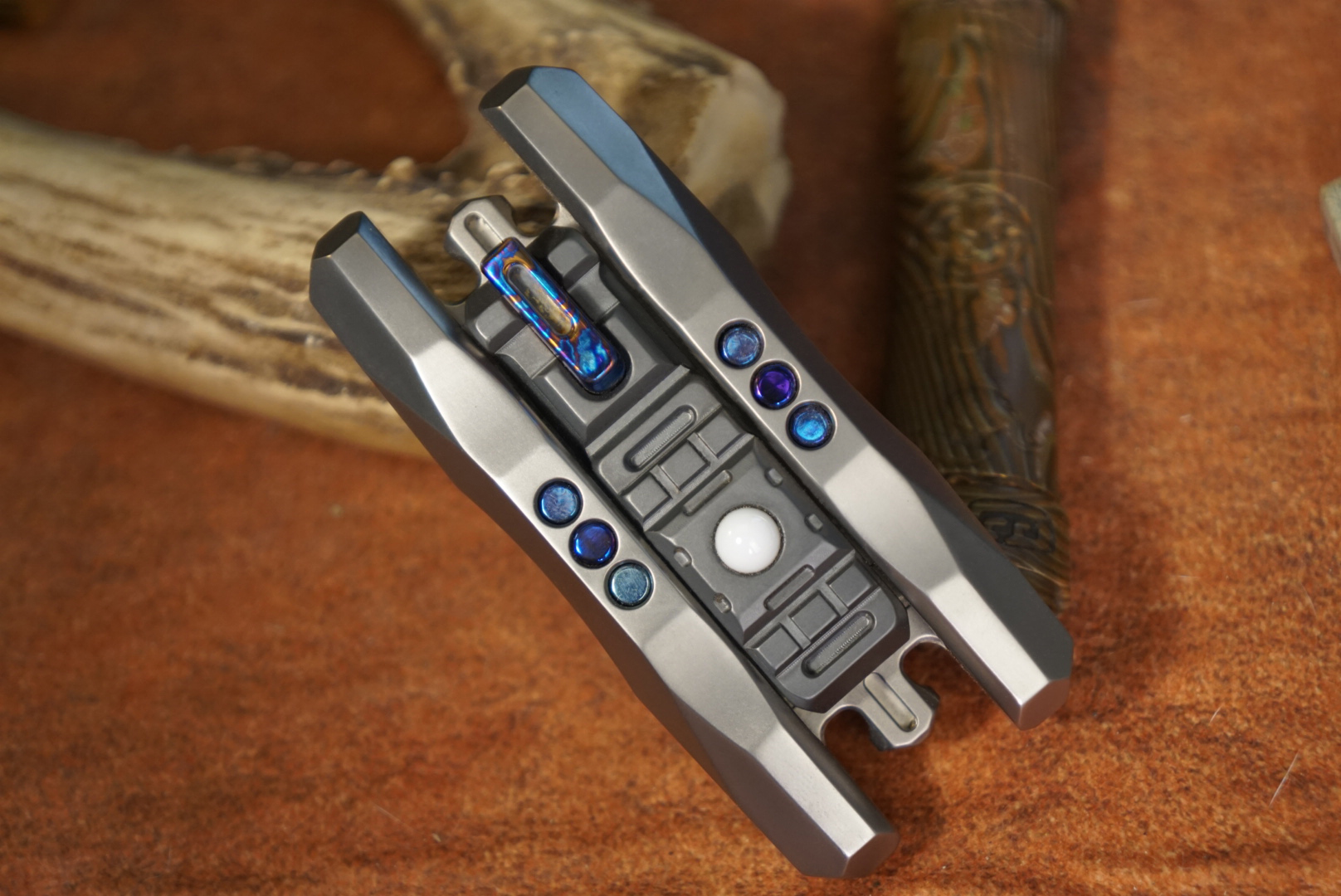 Falcon Escort Cruiser