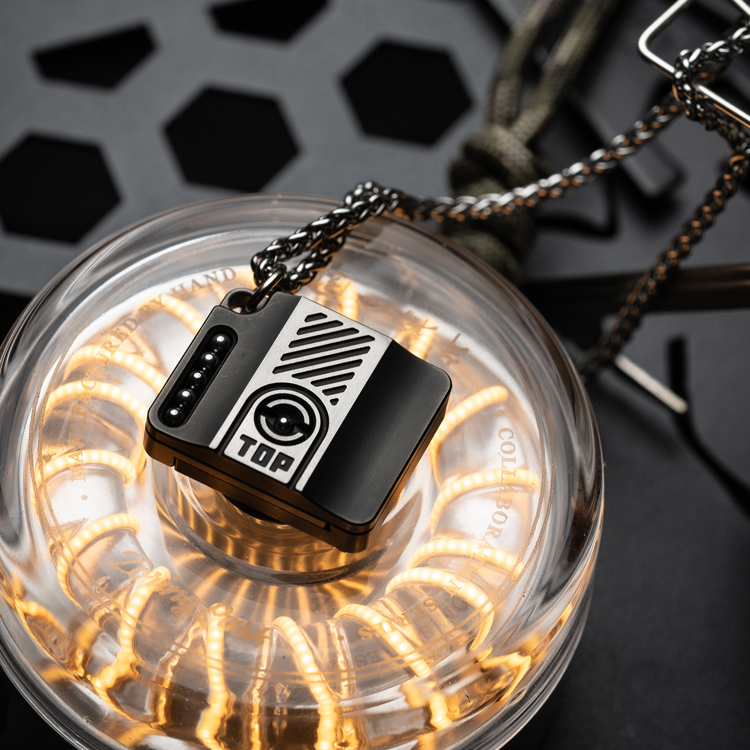 METAL TOYS DZ. TOP Pendant