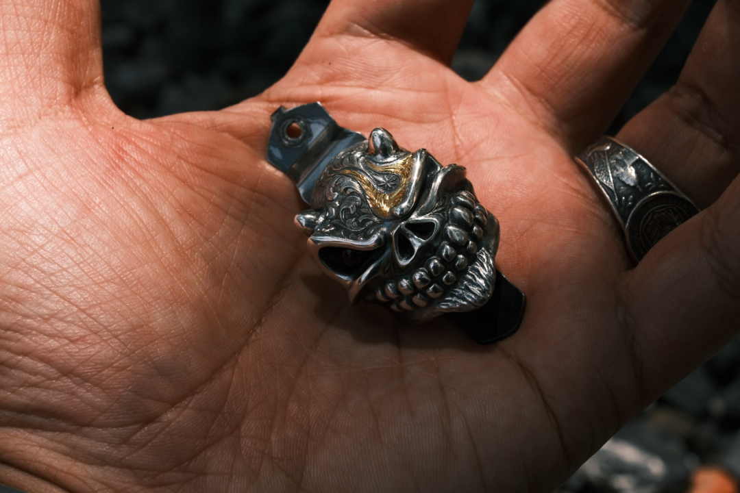 Raven Studio EDC - 雕金施特林 Starlingear