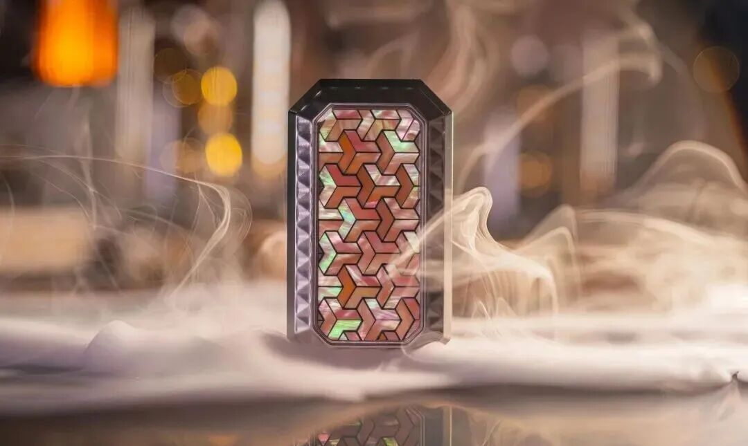 Lao Cai CC28 SLIDER - 掌中宝—山甲纹 推牌
