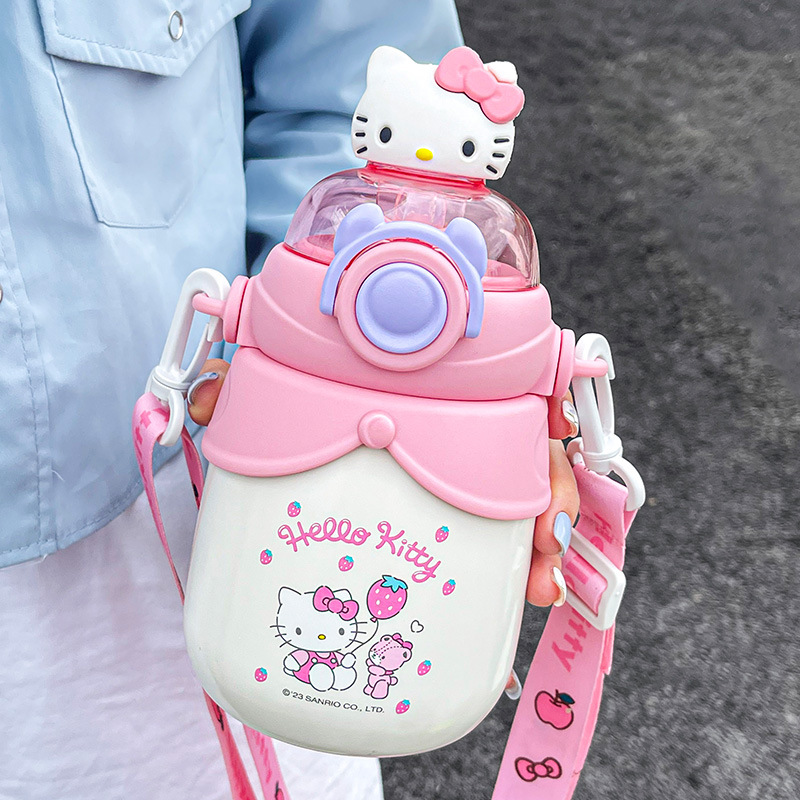 Sanrio Hello Kitty Portable Large-capacity Thermos Water Bottle(20.2oz/600ml)