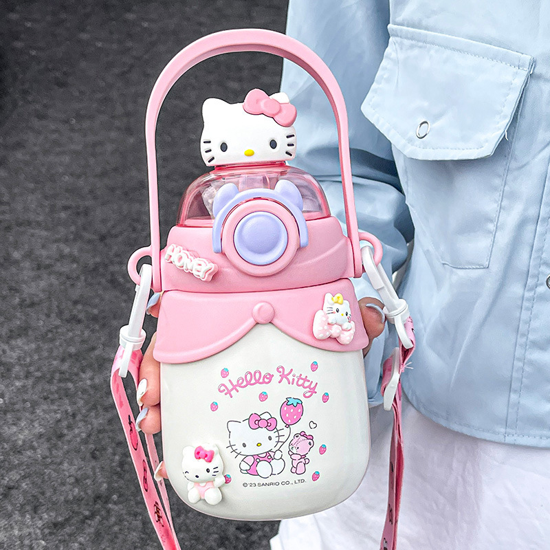 Sanrio Hello Kitty Portable Large-capacity Thermos Water Bottle(20.2oz/600ml)