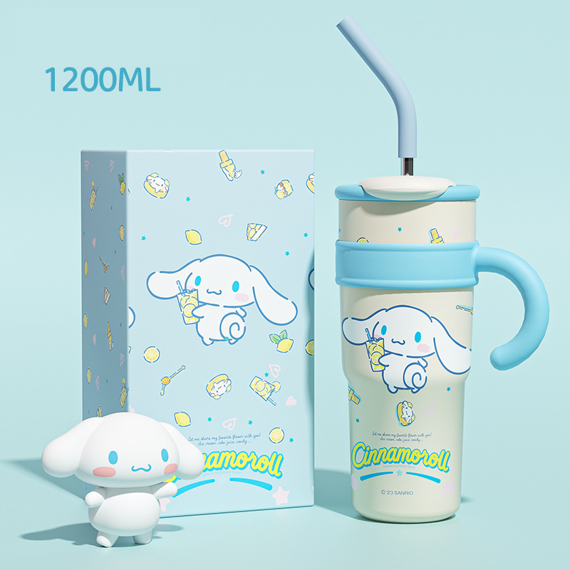 Sanrio Hello Kitty Vacuum Insulated Stainless Steel Travel Tumbler with Splash-Proof Lid, Includes Reusable Plastic Straw and Fits in Car Cup Holders