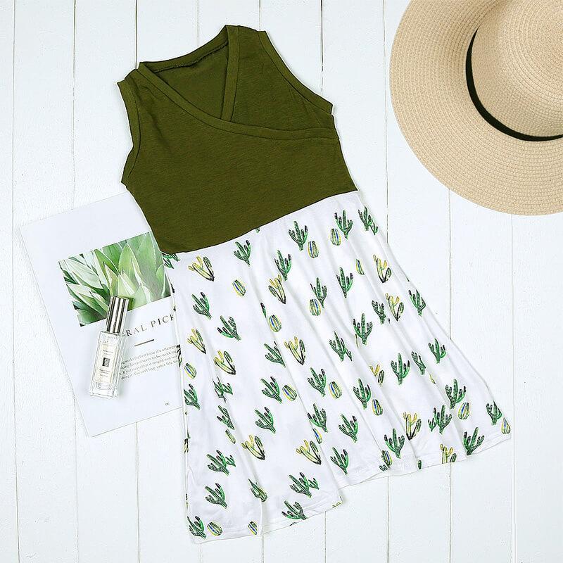 Mommy and Me Chic V-neck Cactus Charm Matching Dress (2550658138196)