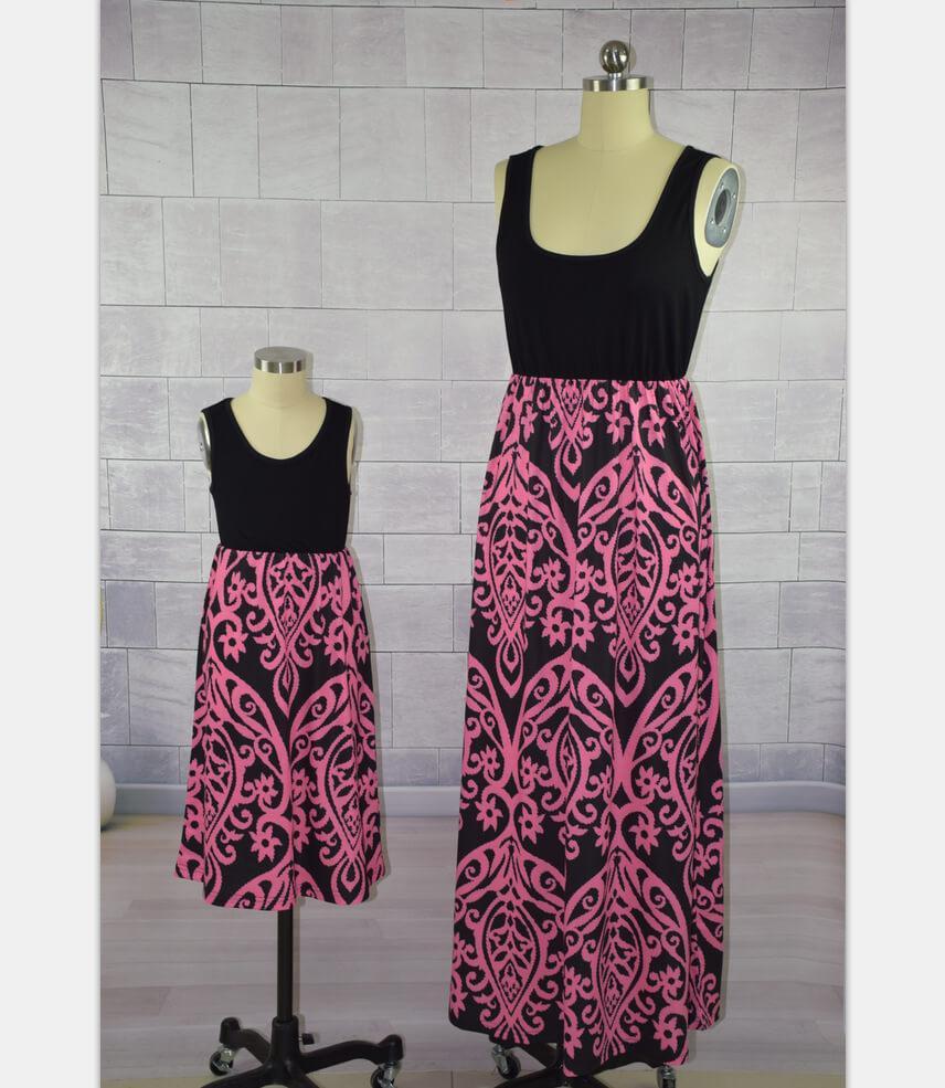 Fashionable Printed Sleeveless Mommy and Me Maxi Dress (2539199004756)