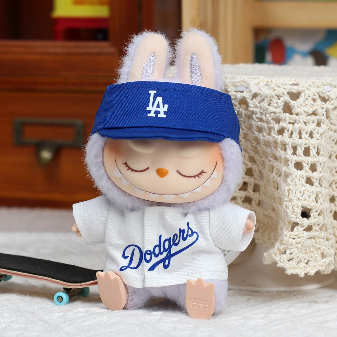 Labubu Dodgers Series - Outfit (No Doll Included)