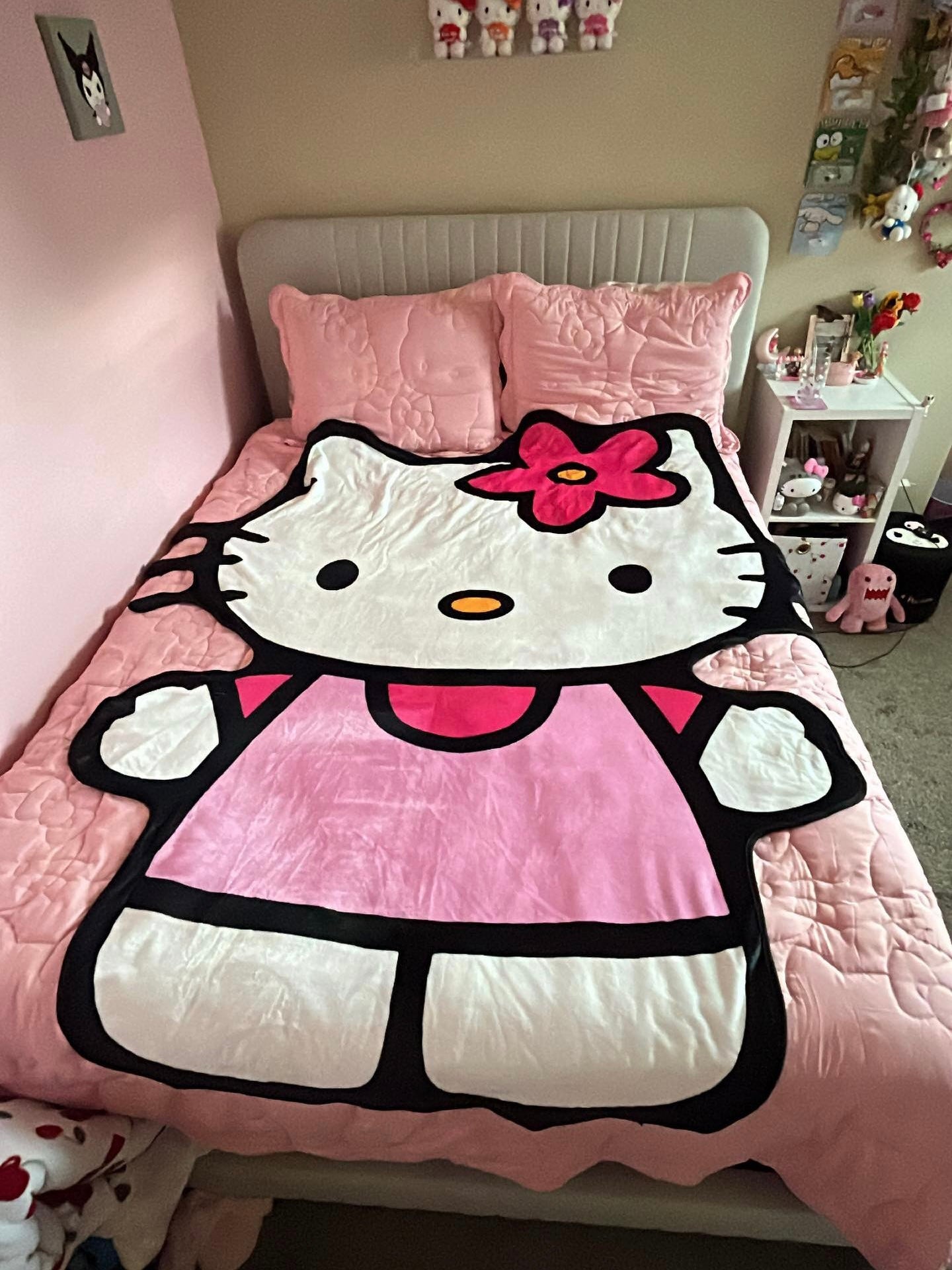 Hellokitty Shape Blanket Flannel Throw Blanket Cute Blanket Lightweight Super Soft Cozy for Bed Kids Adult Gift