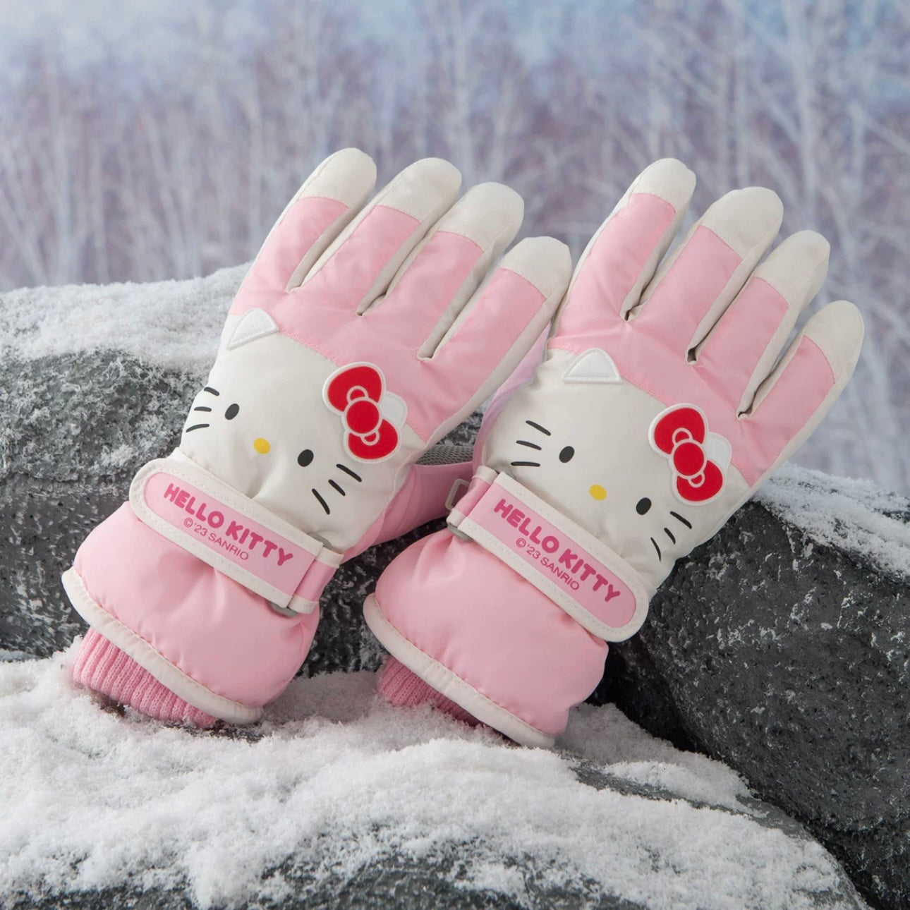 Hellokitty Winter Snow Gloves Waterproof Ski Gloves Warm Windproof Gloves