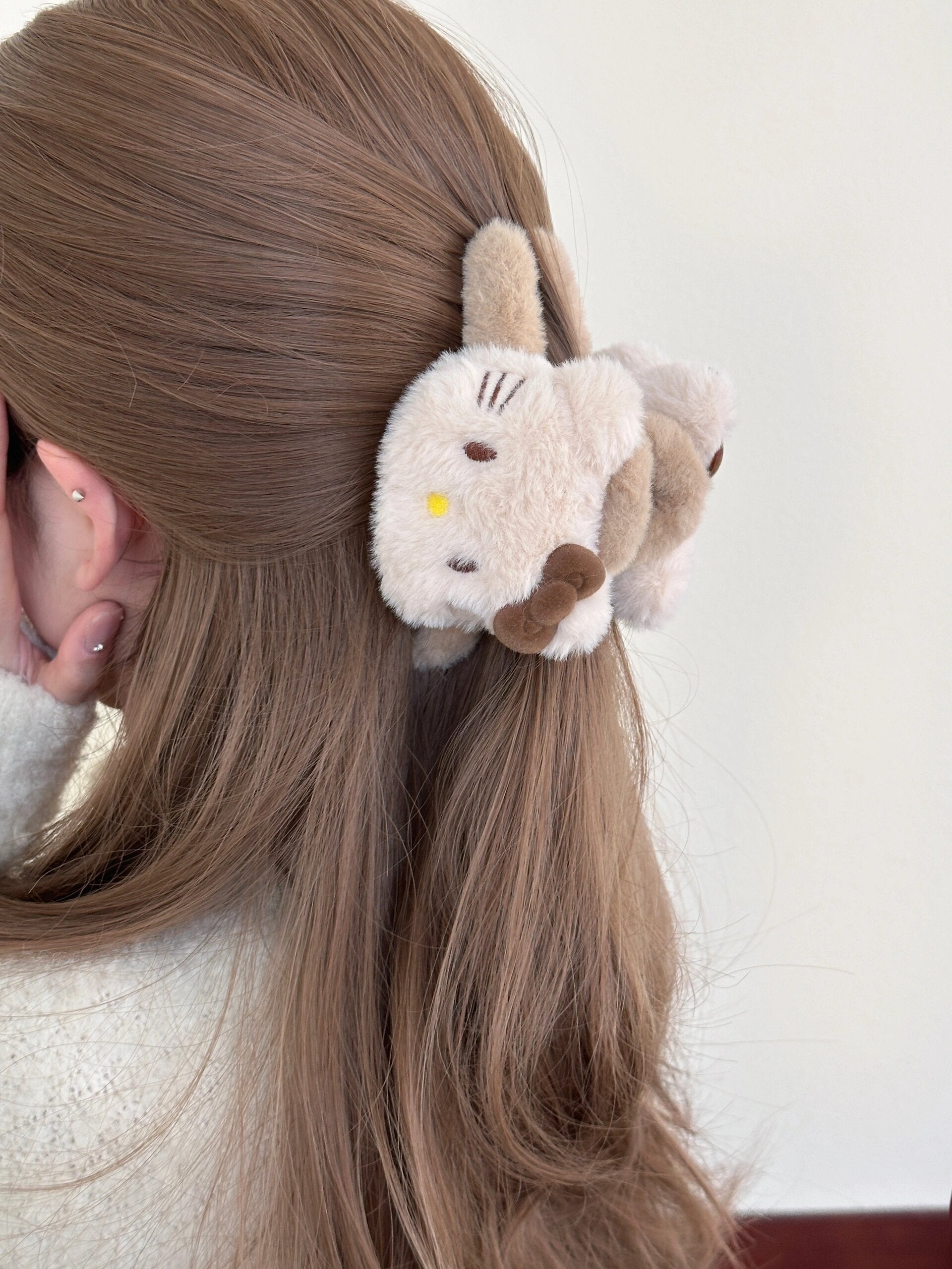 Hellokitty Plush Claw Clip for Thick Hair 2 Pcs Rectangular Cute Hair Clips for Women Large Hair Barrettes for Thin Hair Non Slip Hair Jaw Clips Strong Hold for Girls