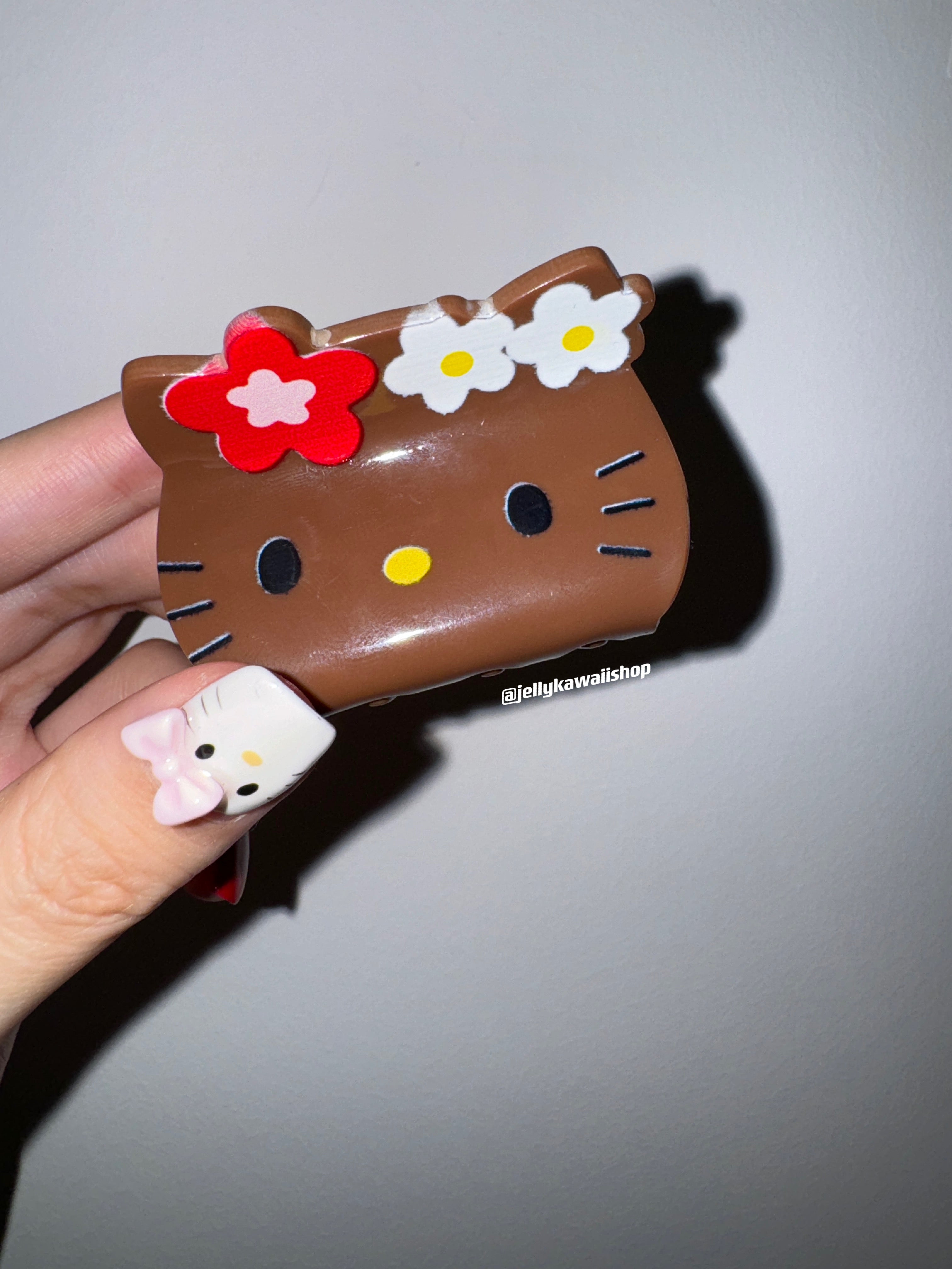 Sanrio Tan Hellokitty Hair Clip Hair Pin Vance clip Hair Accessories｜2 Count (Pack of 1)