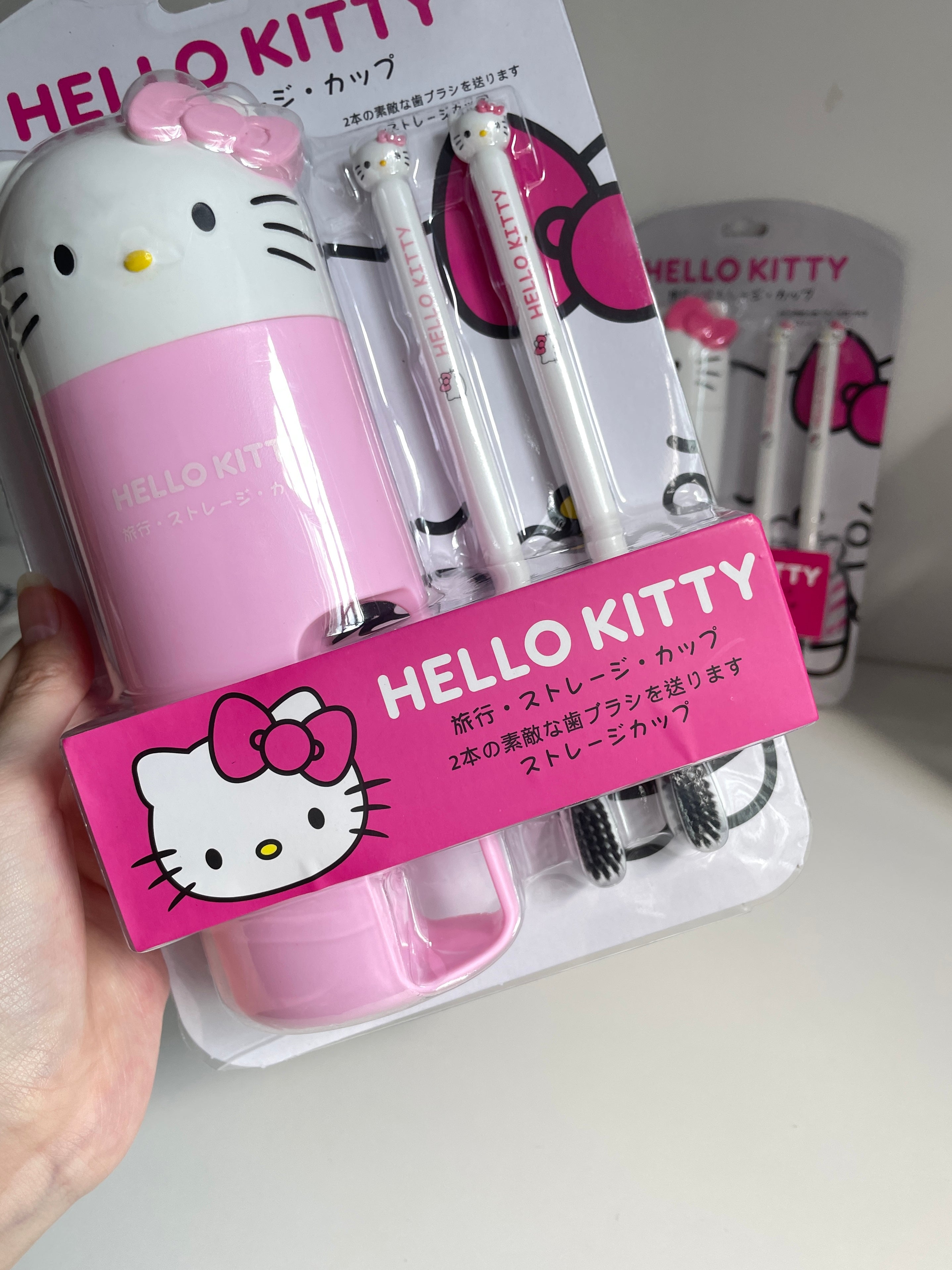 Hellokitty Travel Toothbrush Cup 2 Toothbrush Included Portable Business Trips Wash Cup Holder Travel Toothpaste Holder Organizer