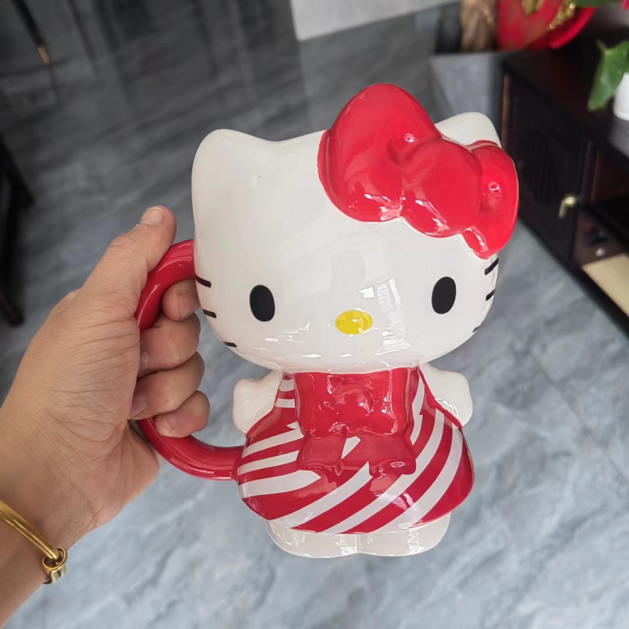 Hello Kitty Christmas Tree Mug