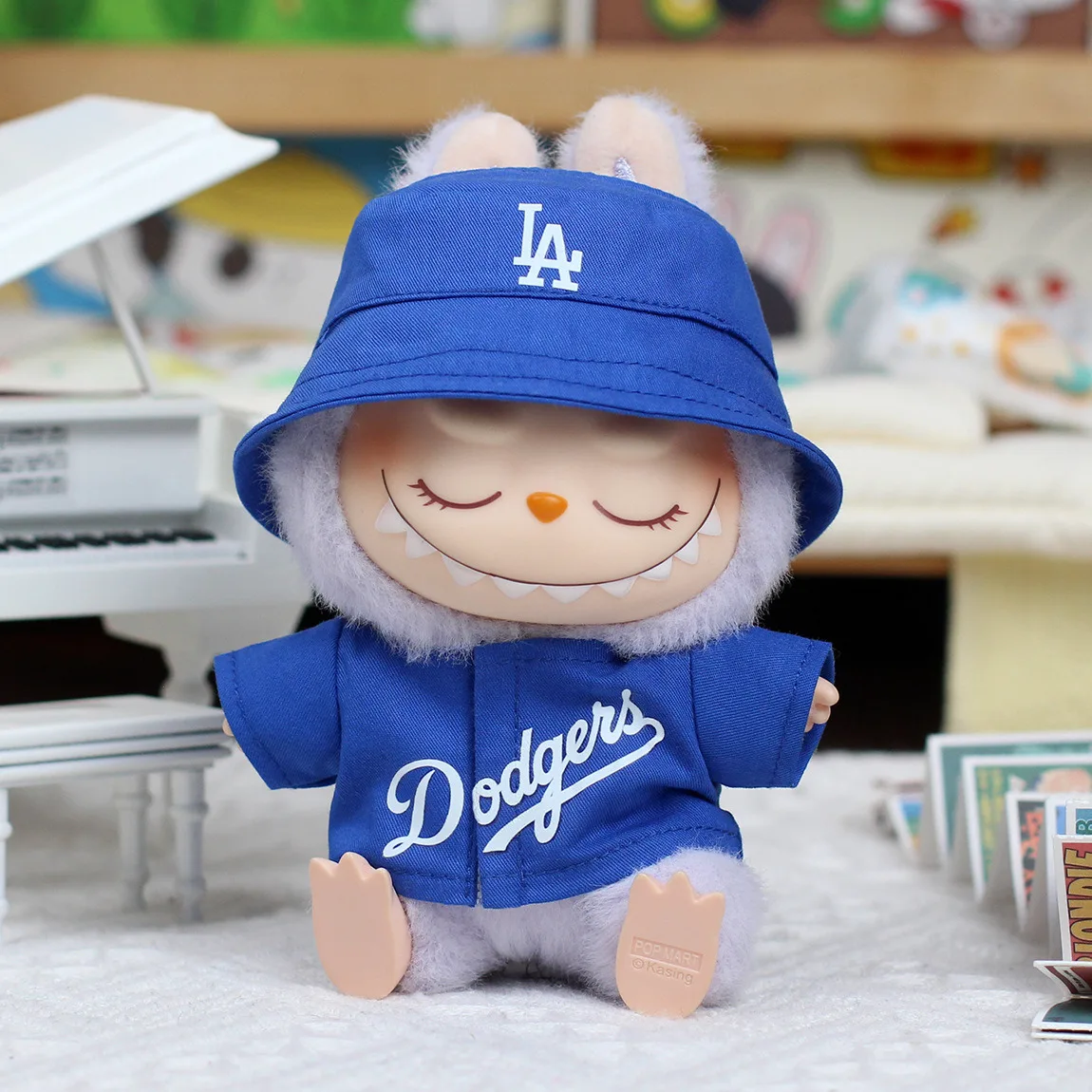 Labubu Dodgers Series - Outfit (No Doll Included)