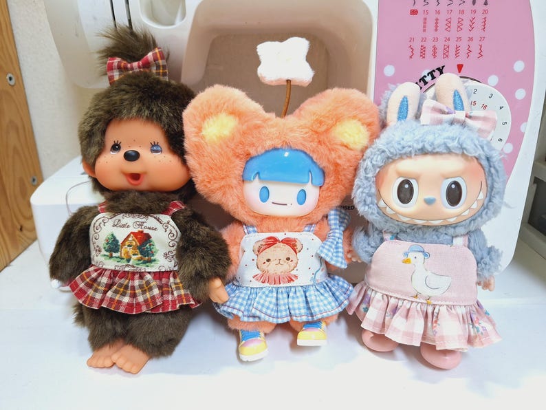 Labubu outfits Gingham Bunny Bear Picnic Outfit (No Doll Included)