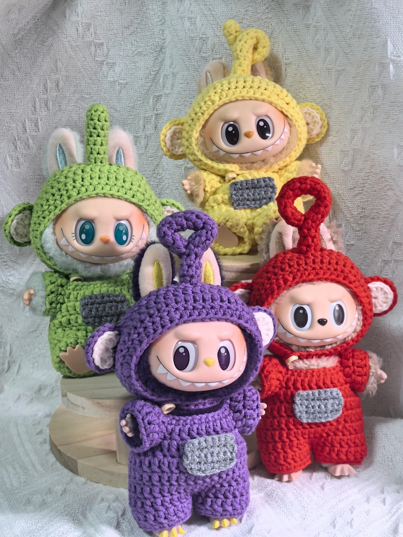Labubu outfits Hand-Crocheted Color Squad Costume Set – Red / Yellow / Green / Purple (No Doll Included)