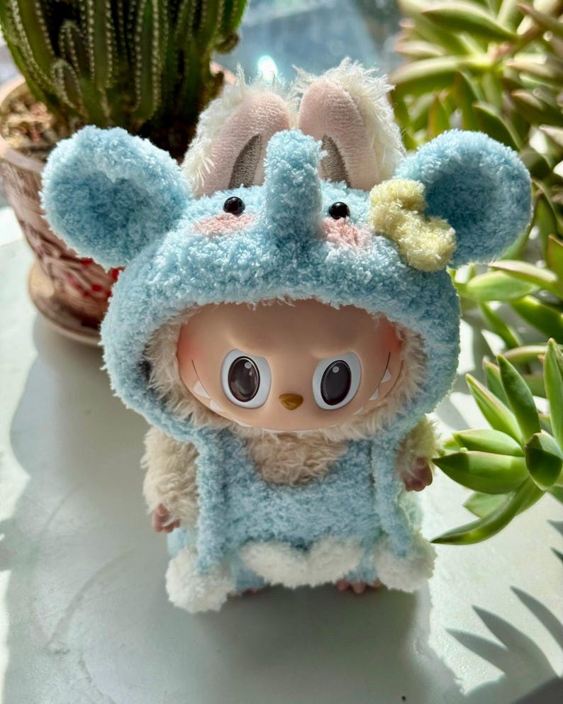 Labubu outfits Tiny Trunk Explorer (No Doll Included)