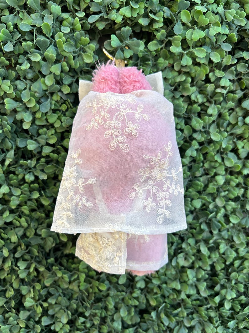 Labubu outfits Enchanted Blossom Lace Cape (No Doll Included)