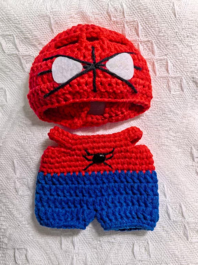 Labubu outfits Hero Web Crawler Set (No Doll Included)