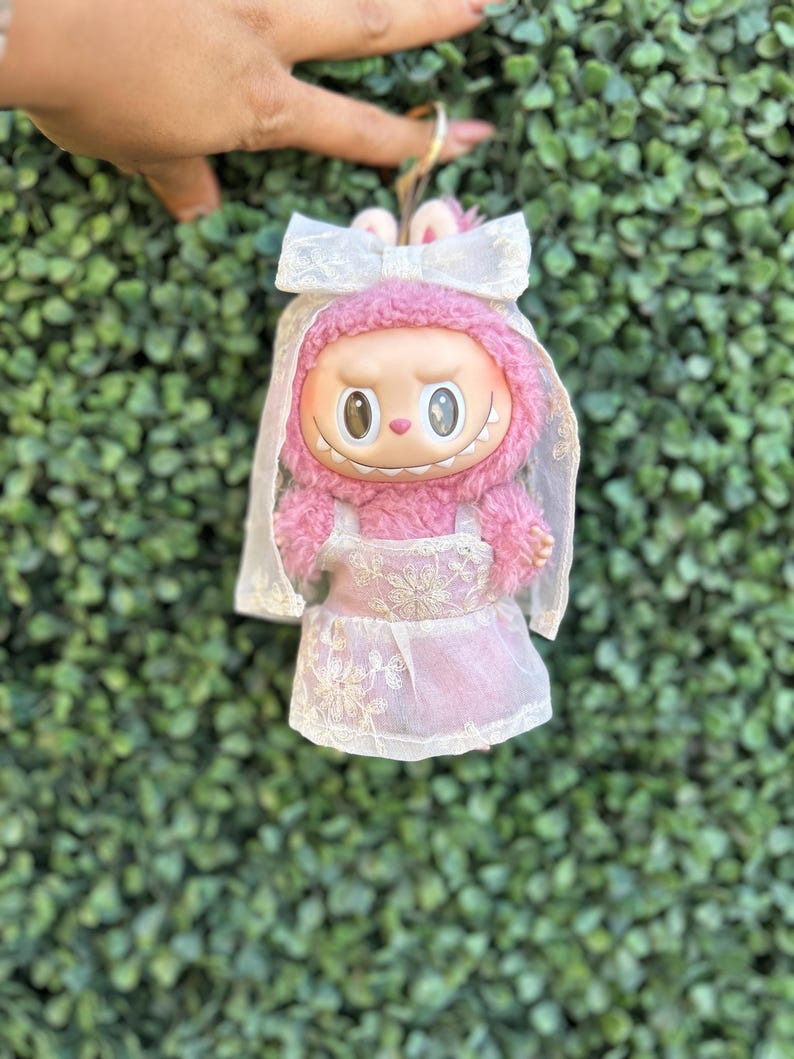 Labubu outfits Enchanted Blossom Lace Cape (No Doll Included)