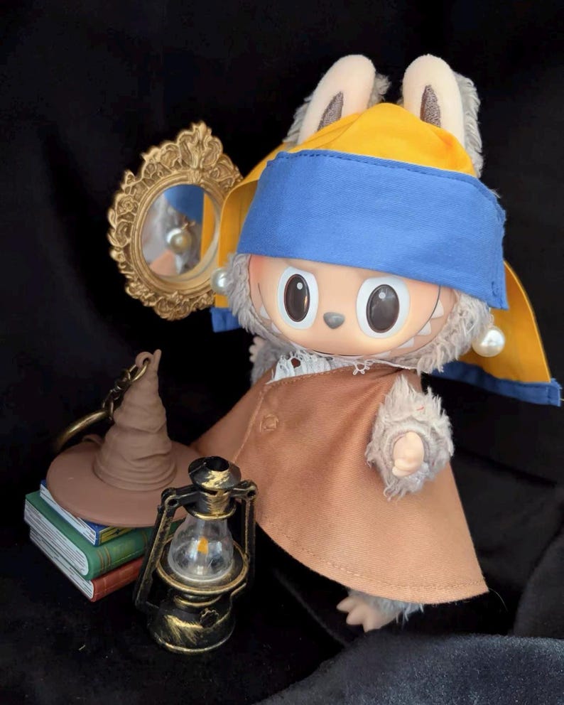 Labubu outfits Pearl Earring Muse Set (No Doll Included)