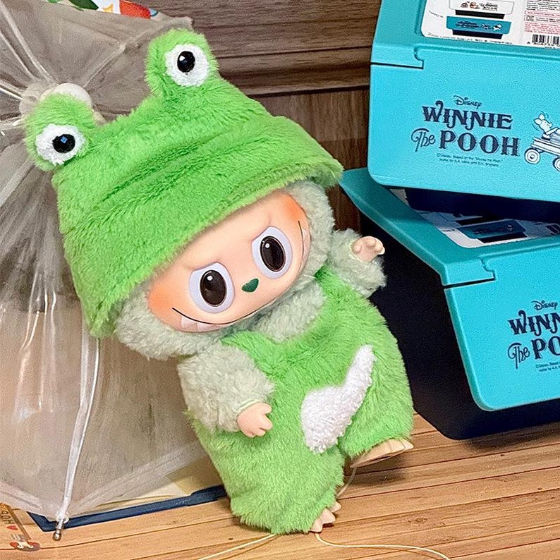 Labubu outfits Froggy Raincoat Adventure (No Doll Included)