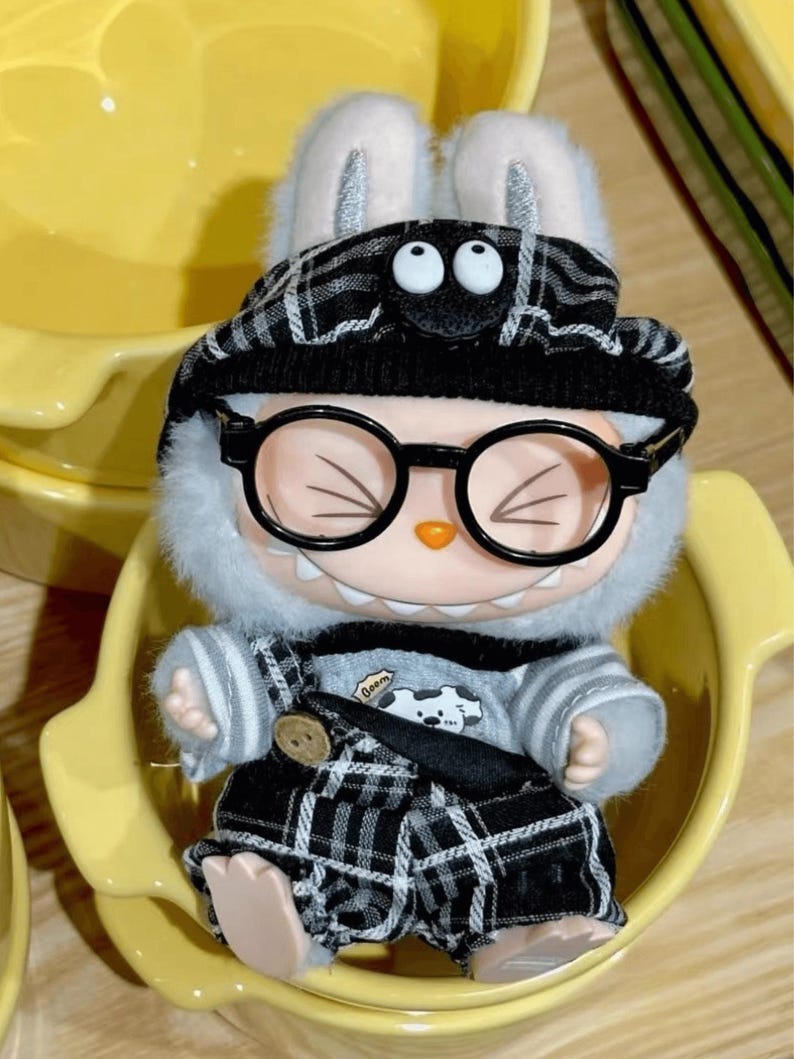 Labubu outfits Plaid Detective Bunny Set (No Doll Included)