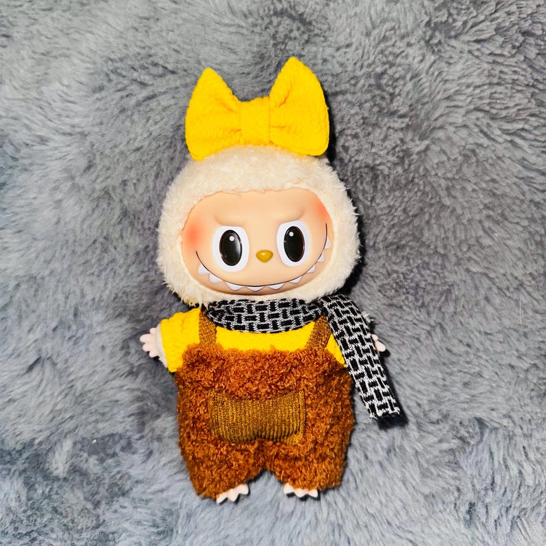 Labubu outfits Honey Bee Picnic Adventure (No Doll Included)