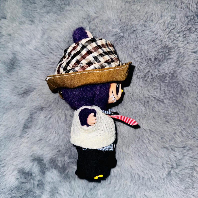 Labubu outfits Plaid Detective Bunny Set (No Doll Included)