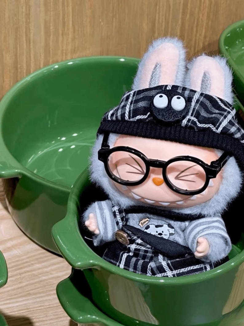 Labubu outfits Plaid Detective Bunny Set (No Doll Included)